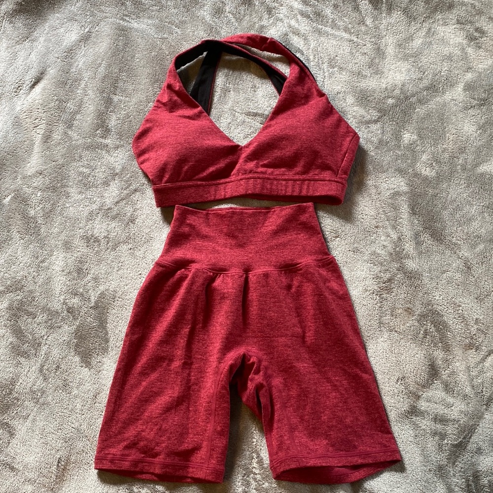 NWOT Ptula bare set 6inch shorts and sports bra size XS